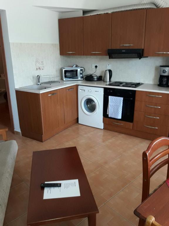 Yialos Apartments Pissoúri Eksteriør bilde